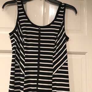 Signature by Robbie Bee Dresses - Signature by Robbie Bee Petite Maxi Dress NWOT Signature by Robbie Bee Dresses - Signature by Robbie Bee Petite Maxi Dress NWOT
